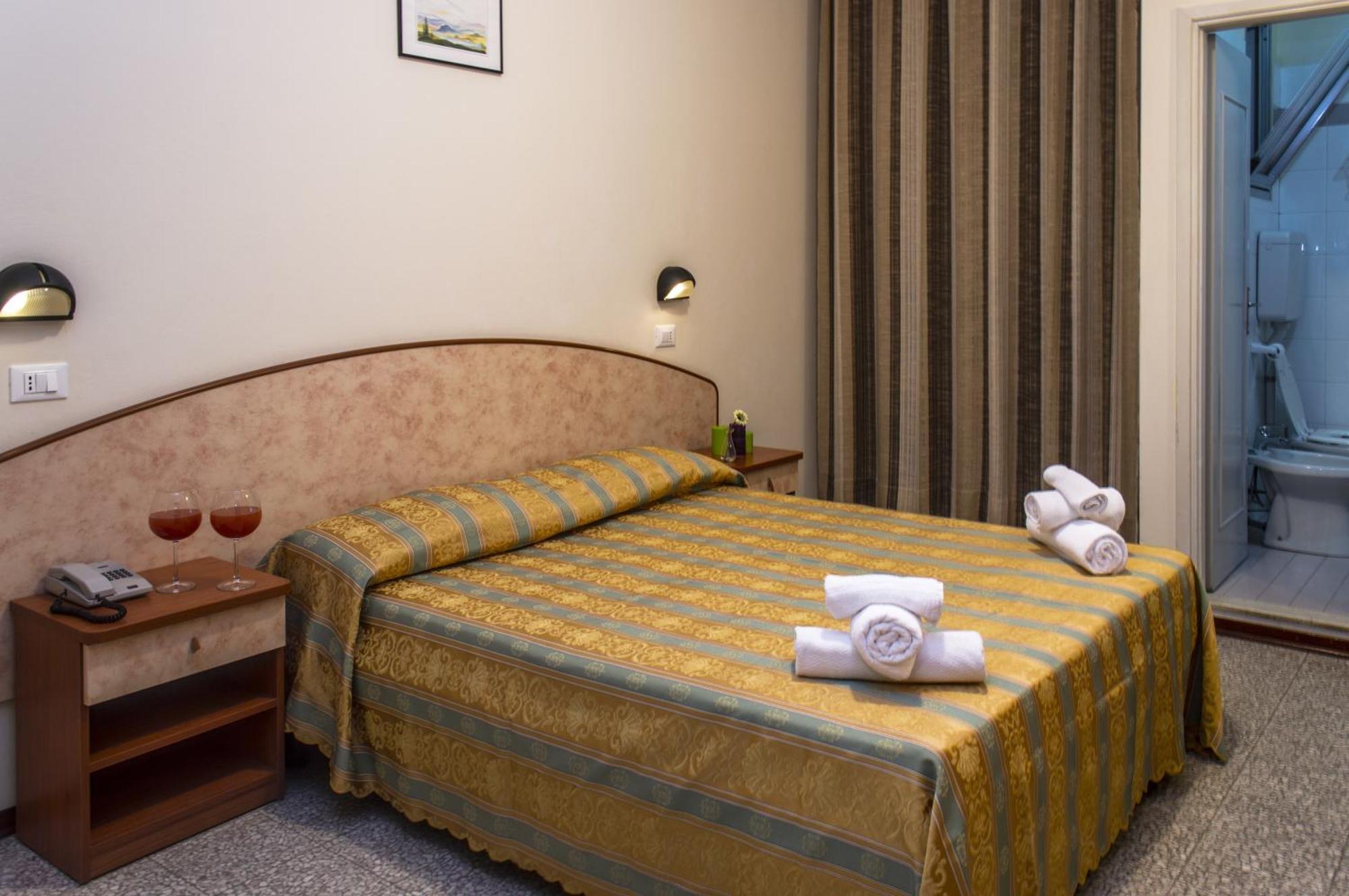 Hotel Orizzonti ริมินี ภายนอก รูปภาพ